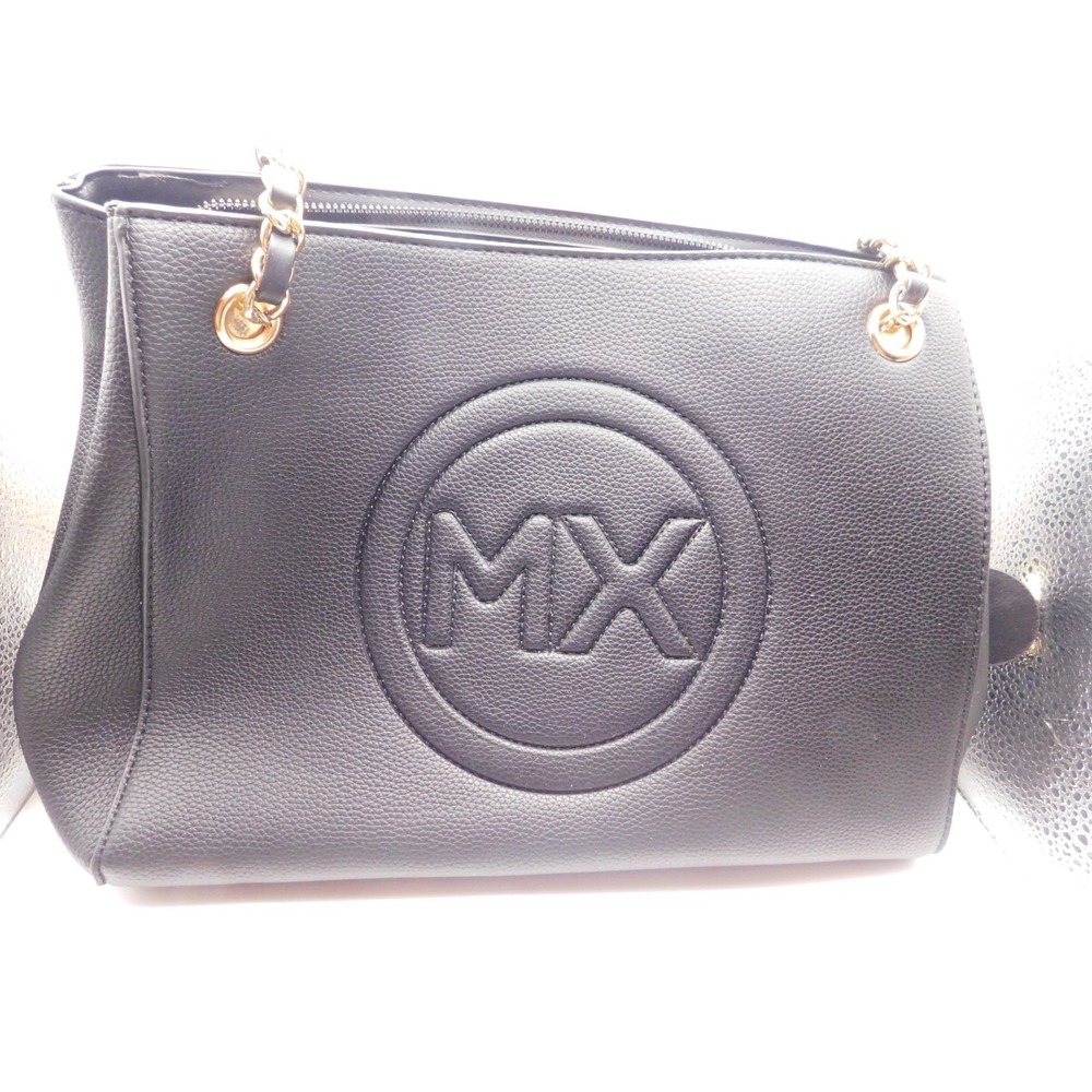 MAX STUDIO Signature Black Pebble Grain Tote Purse
